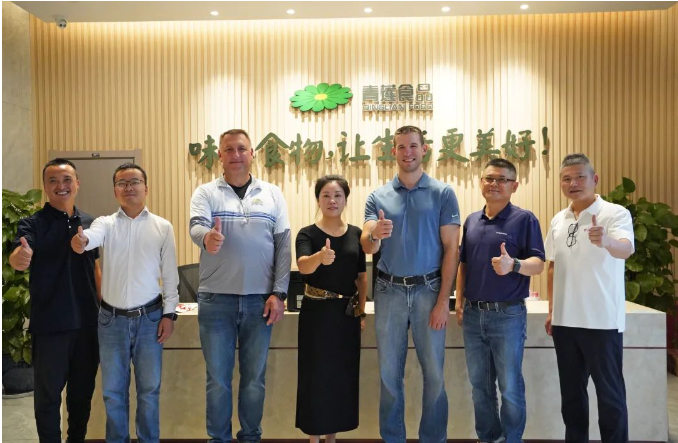 青蓮食品與派斯通簽約合作，打造浙江省最大的百萬無抗黑豬生產(chǎn)體系